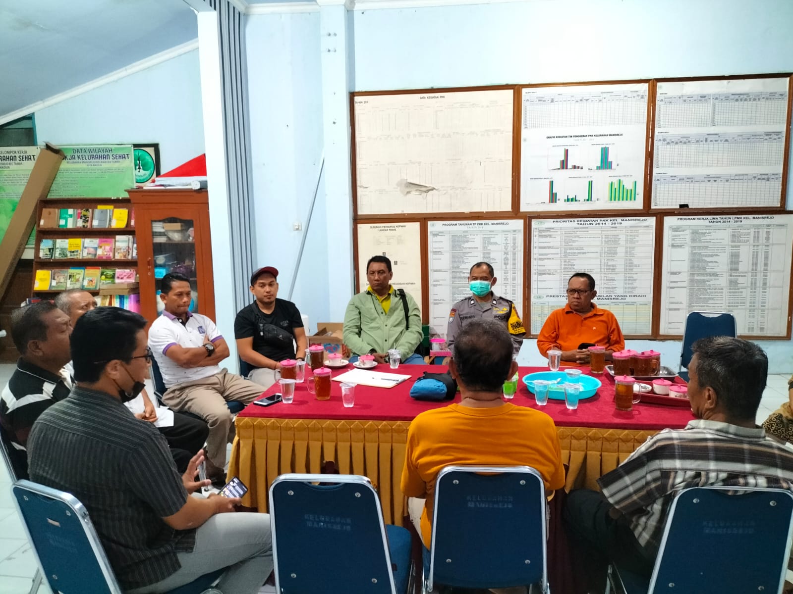 Rapat Koordinasi Pelaksanan Pavingisasi di Wilayah Kelurahan Manisrejo